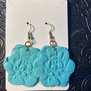 ⬆️New Clay earrings